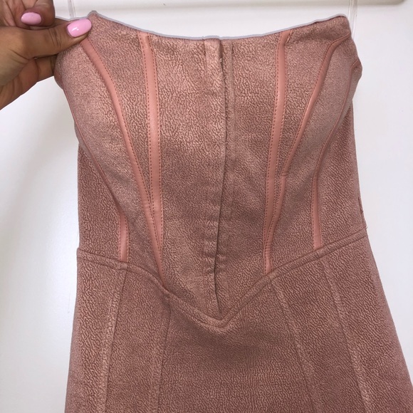 NWT Fashion Nova strapless pink dress - Picture 2 of 4